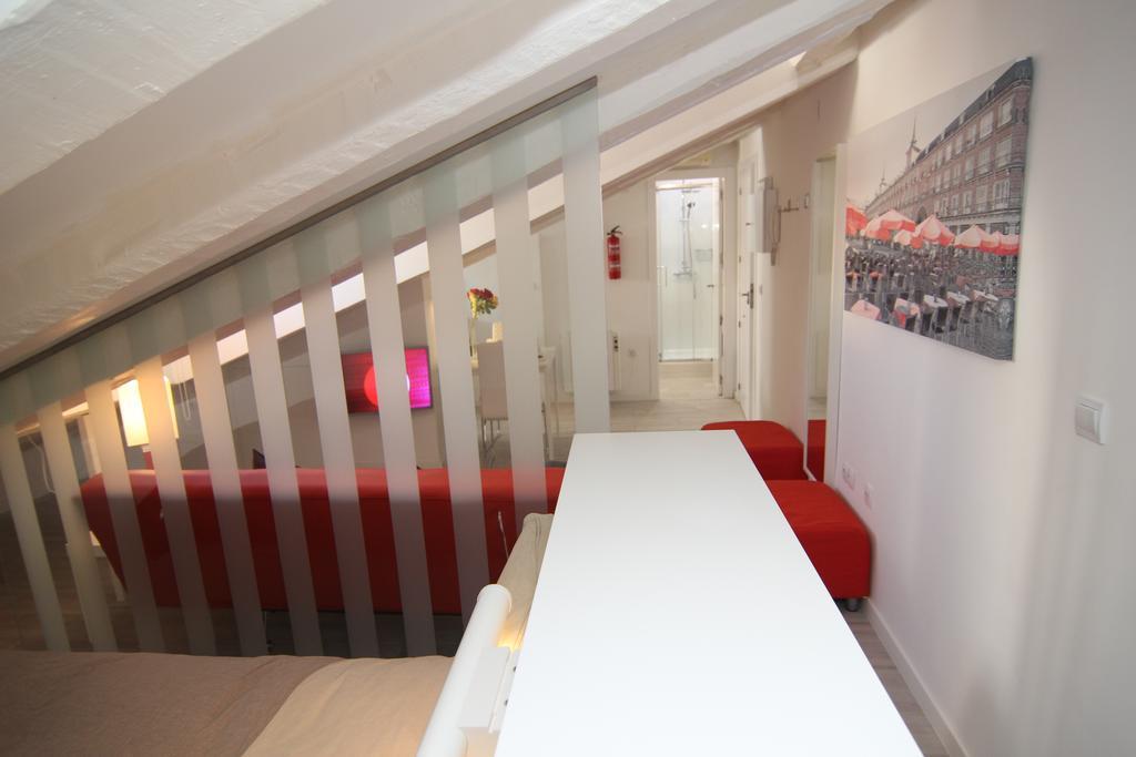 Apartamento Atico En Puerta Del Sol Madrid Exteriér fotografie